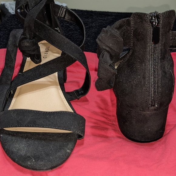 BLACK FAUX SUEDE WRAP SANDAL (WW) - Picture 4 of 6